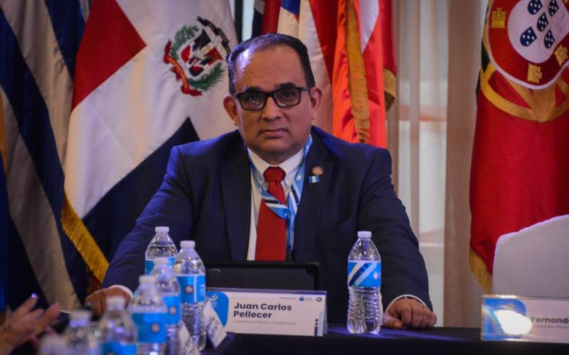 Viceministro de Asuntos Registrales es participe del congreso Internacional de Derecho Maritimo