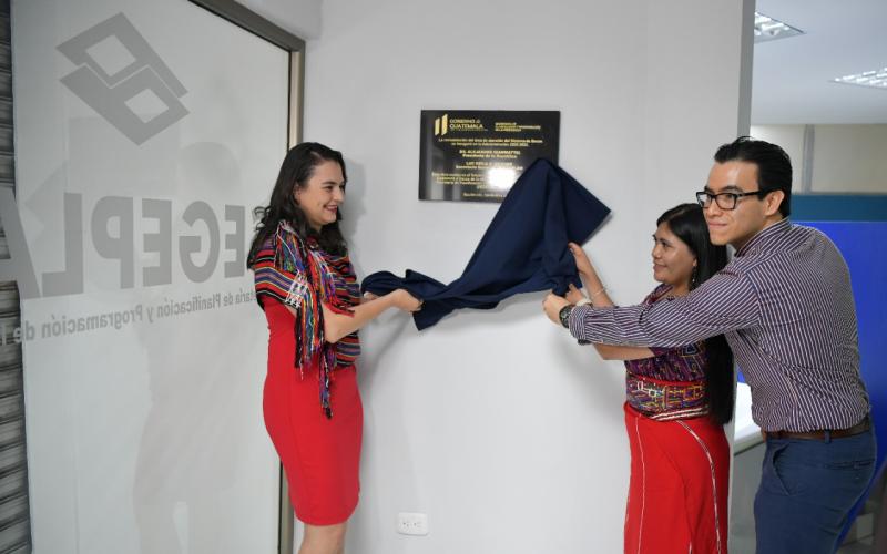 SEGEPLAN pone a disposición centro de información personalizada para interesados en becas