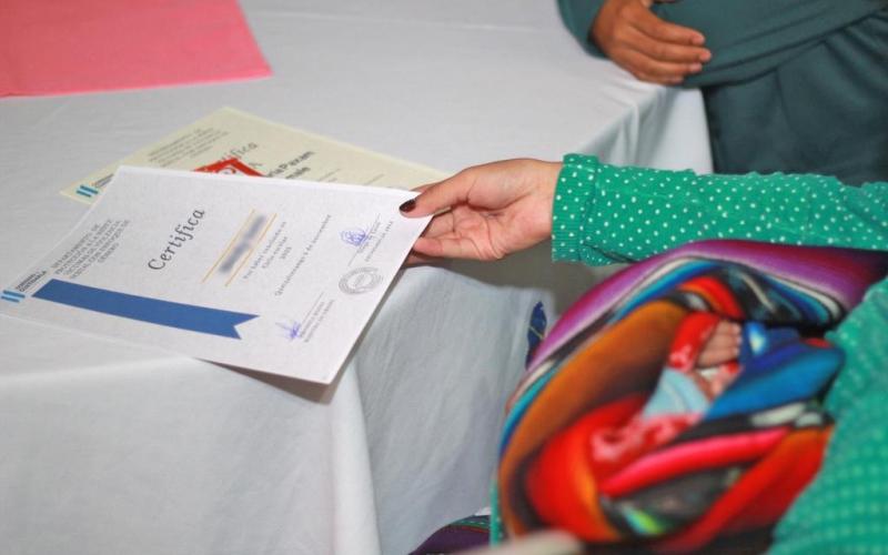 75 niñas y adolescentes recibieron el diploma de aprobación del ciclo escolar 2022