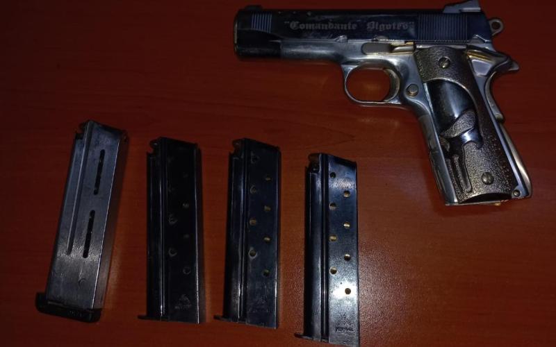 Detenidos por portación ilegal de arma de fuego en operativos de seguridad