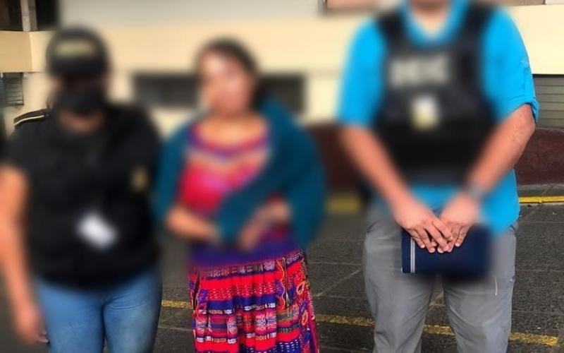 Detienen a persona que utilizaba visa falsa