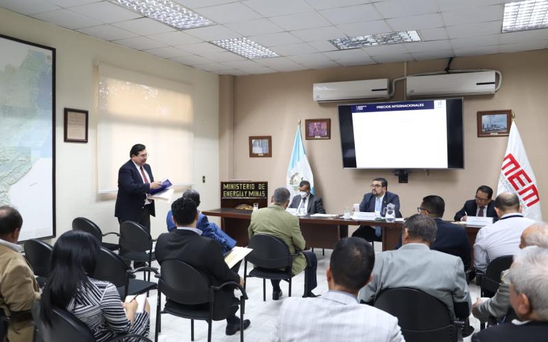 Propuestas de transportistas serán analizadas por el Ejecutivo