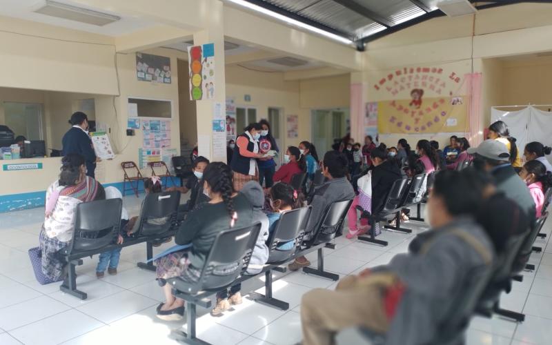 Jornada integral de salud en Santa Cruz Balanyá, Chimaltenango