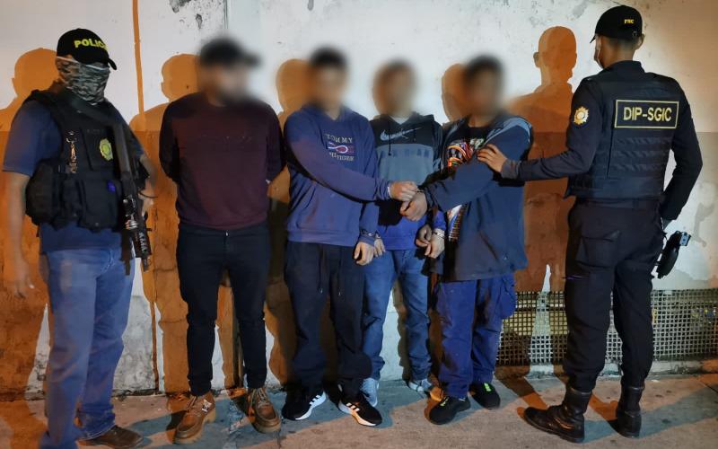 Denuncia ciudadana al 1561 de Crime Stoppers permite detener a salvadoreño líder de pandilla