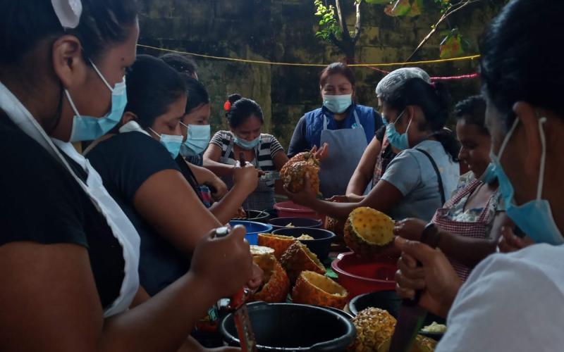 Familias rurales mejoran su nutrición al transformar recetas tradicionales