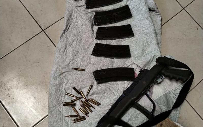 Trabajo de inteligencia permite captura de 4 personas que trasladaban un fusil