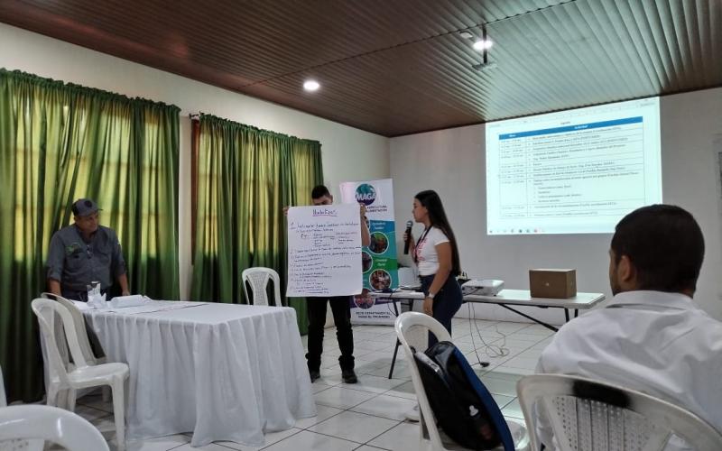 MARN capacita sobre conservación del suelo a técnicos de la Mesa Agroclimática de El Progreso