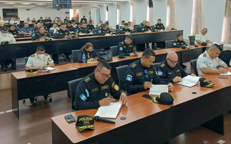 Fortalecen plan de seguridad para fiestas de fin de año