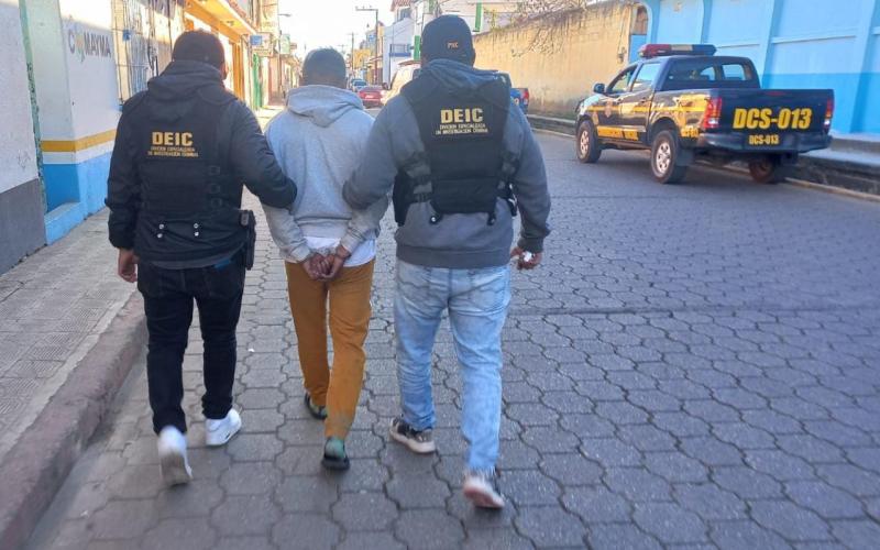 PNC captura a presunto asesino en Chimaltenango