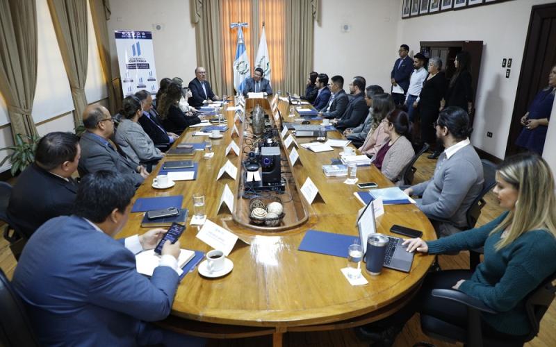 MARN lidera cumplimiento de la norma de simplificación de requisitos y trámites 