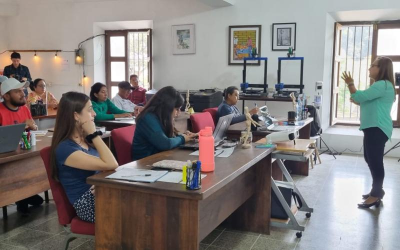 Mipymes de Sacatépequez  reciben formación por el Ministerio de Economía