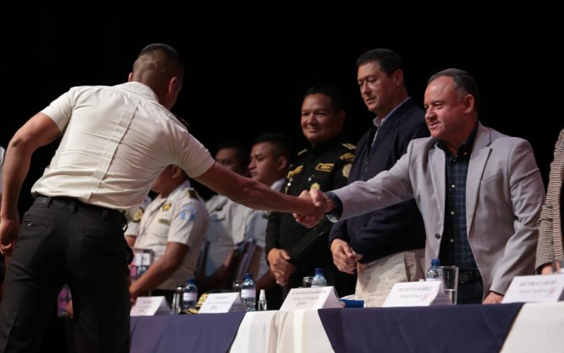 Inicia segundo ciclo de formación bilingüe para agentes de PNC