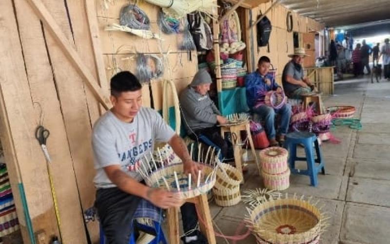 Imparten talleres de reinserción a privados de libertad