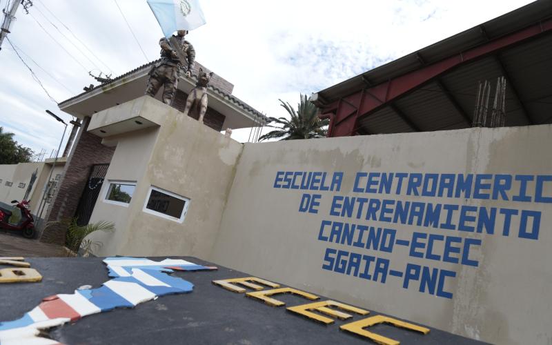 ECEC prepara a personal policial en diferentes especialidades