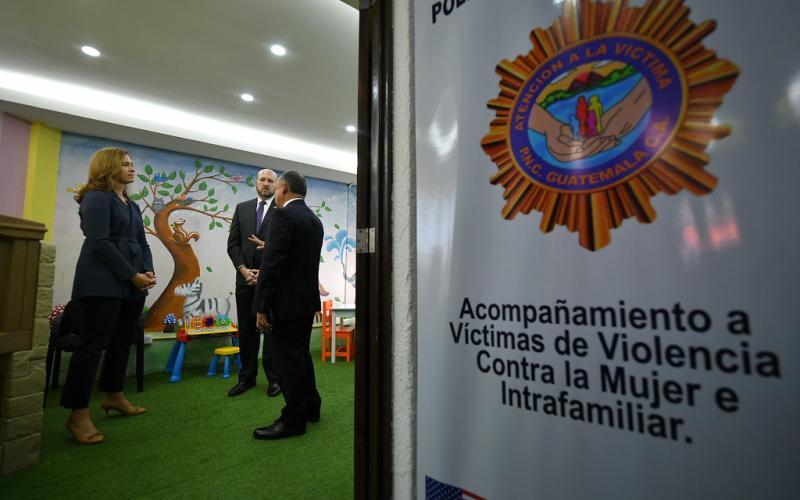 Autoridades habilitaron la Oficina de Atención a la Víctima en la Comisaría 14 de la Policía Nacional Civil 