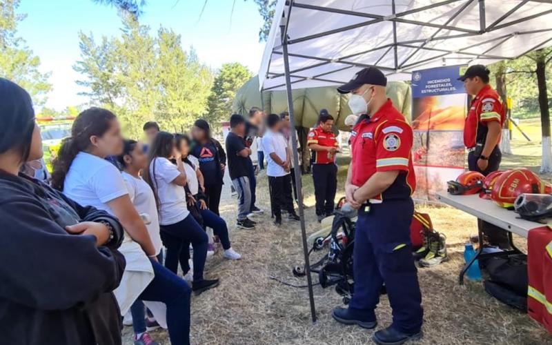 Los y las jóvenes disfrutaron la actividad