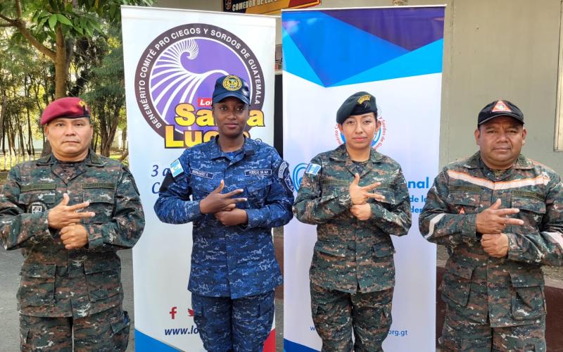 39 Soldados guatemaltecos se capacitan para la prevención de enfermedades visuales y auditivas.