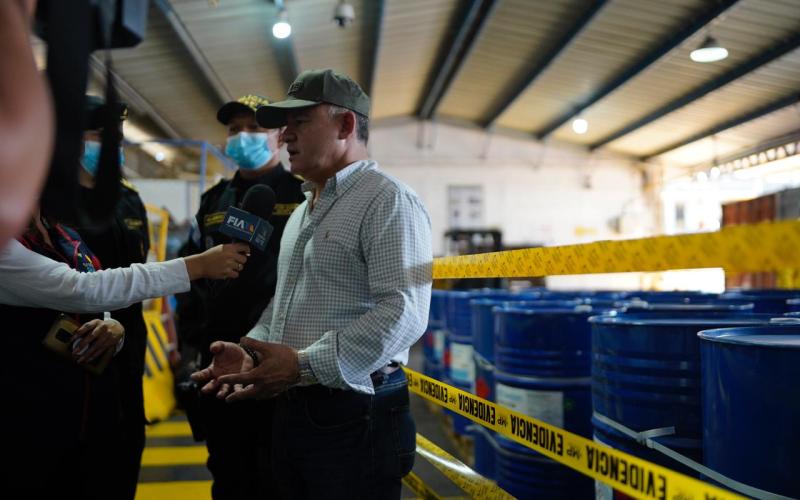 Ministro de Gobernación da a conocer importante golpe al narcotráfico 