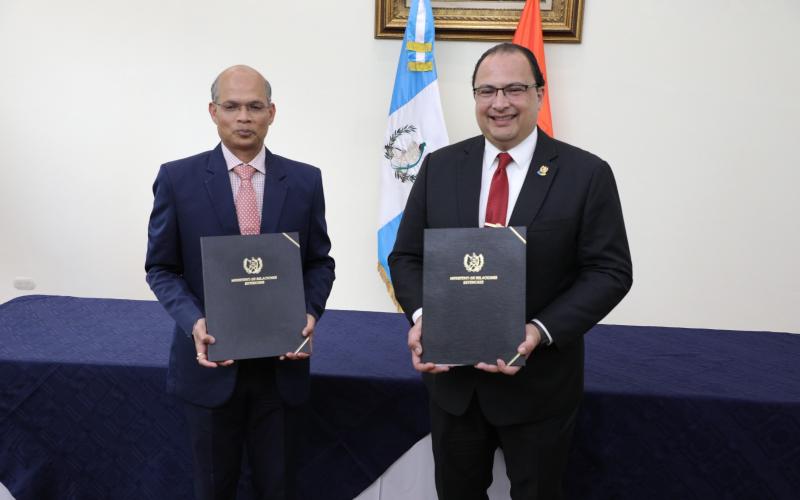 Minex firma Convenio Administrativo de Donación de Vehículos del Gobierno de la India  
