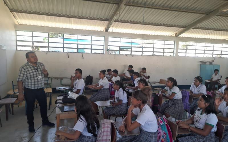 MARN instruye sobre gestión ambiental a estudiantes de Petén 