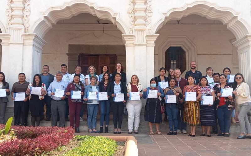 Realizan taller de fomento al desarrollo económico local para las mipymes de sacatepéquez