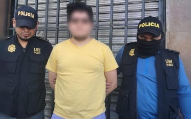 Hombre detenido compraba pornografía infantil en internet obscuro