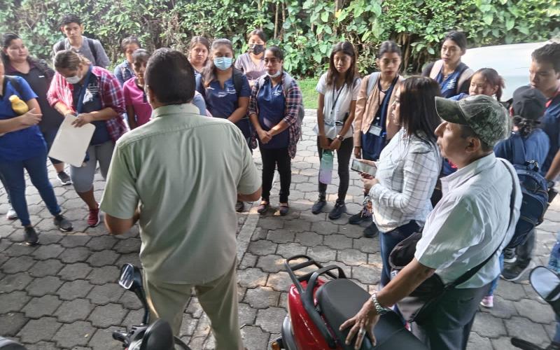 Formación ambiental pasa a la acción con la recolección de desechos sólidos