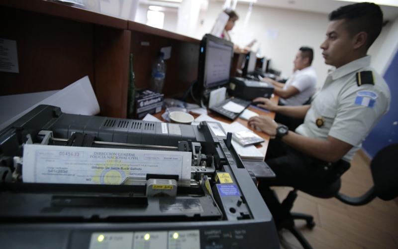 Gabinete Criminalístico agiliza resoluciones de antecedentes y homónimos