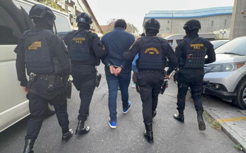 Extraditables capturados por narcotráfico en operativos tácticos