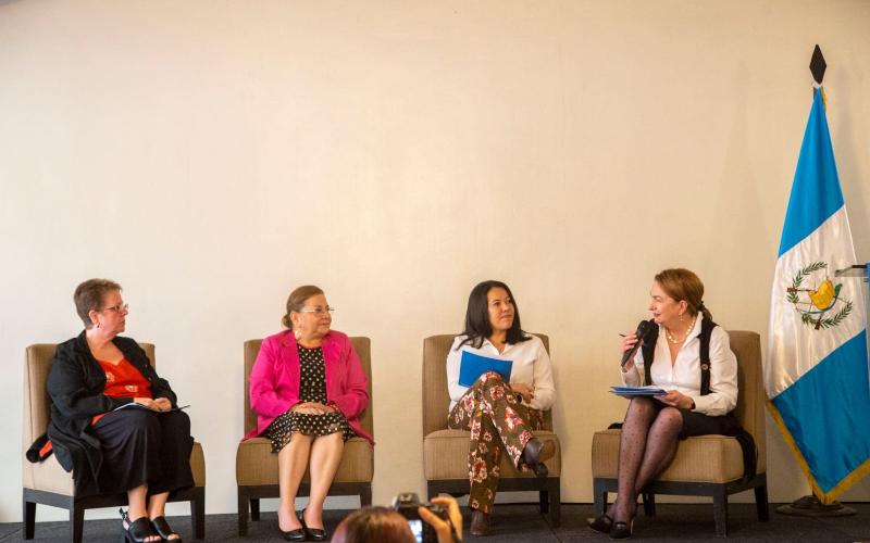 Conversatorio “Digitalicemos la igualdad, abordaje de las brechas e inclusión digital de las mujeres en Guatemala”