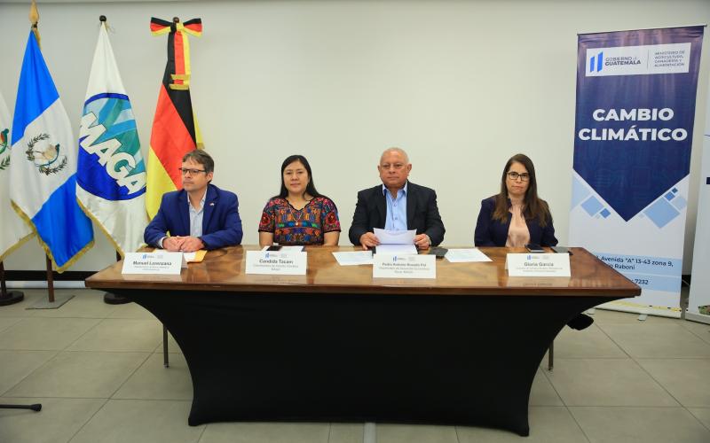 Guatemala realiza simposio de cambio climático y resiliencia de productores agrícolas