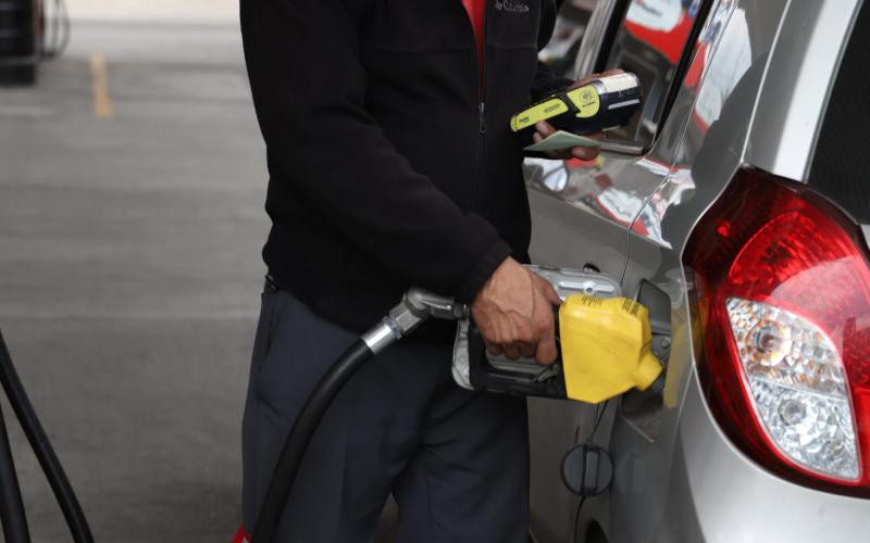 Precios de referencia al consumidor de gasolinas y diésel en estaciones de servicio vigentes del 18 al 24 de abril de 2023