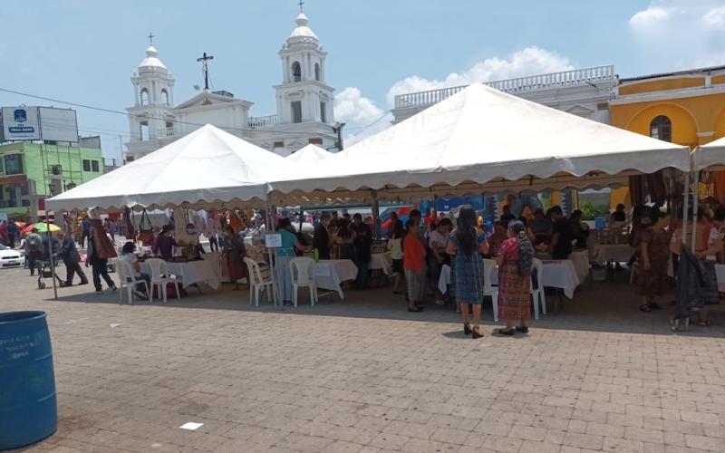 Participan en Festival gastronómico de Chimaltenango
