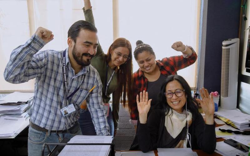 Todas las personas que laboran en la Secretaría de Bienestar Social -SBS- conforman la Familia SBS