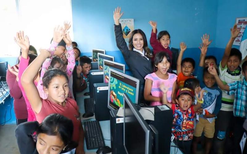  Senacyt fortalece alianzas en beneficio de la juventud en Alta Verapaz