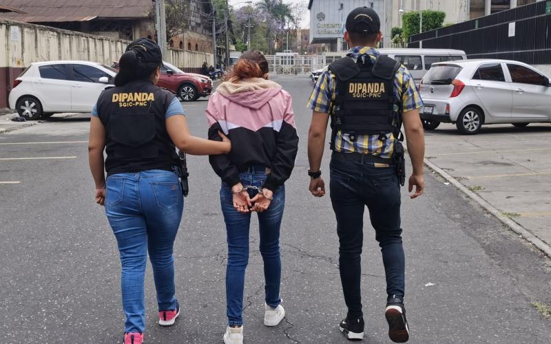 Dipanda captura y notifica a personas por diversos delitos en distintos departamentos