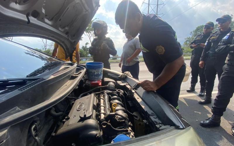 Fuerza Policial apoyó a 343 personas en distintos servicios