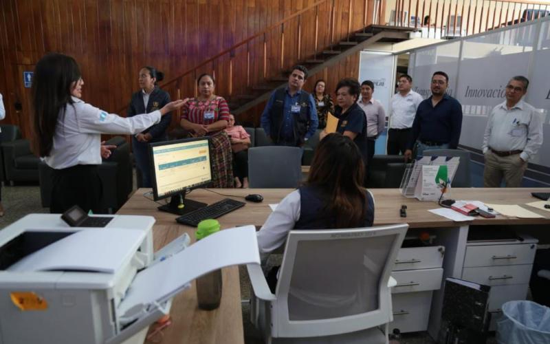 Registro de las Personas Jurídicas capacita a delegados departamentales