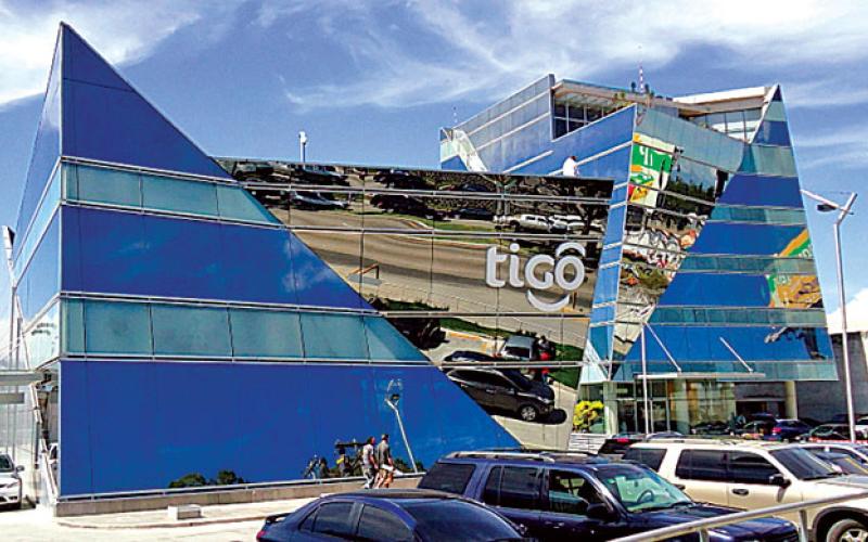 En noviembre de 2021 Millicom International Cellular completó la adquisición de Comcel (Tigo Guatemala).