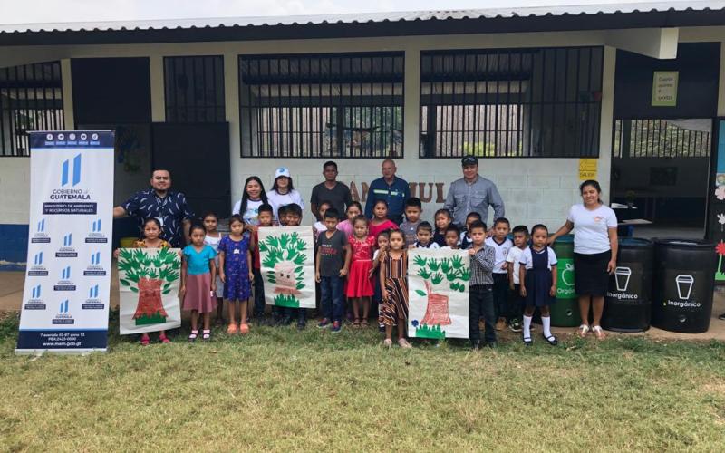 MARN capacita a 470 estudiantes de La Libertad, Petén sobre el Reglamento 164 y en prevención de incendios forestales