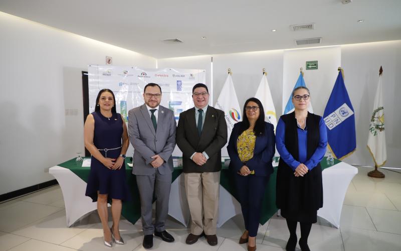 Voluntarios se unen por un país más limpio y sano