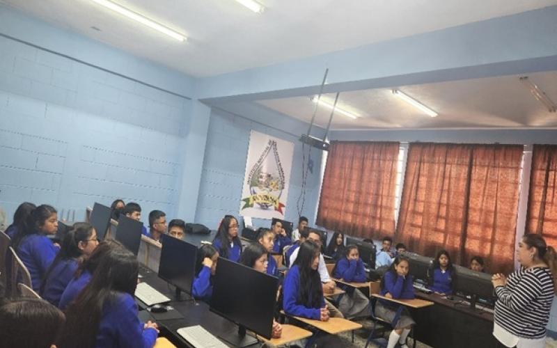 MARN forma a Guardianes Ecológicos en San Cristóbal Cucho, San Marcos