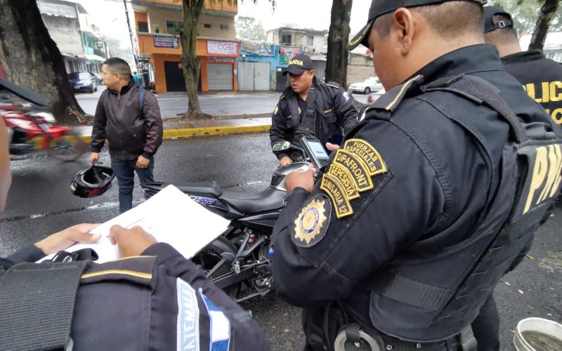 DEIC desarrolla allanamientos por casos de robo de vehículos