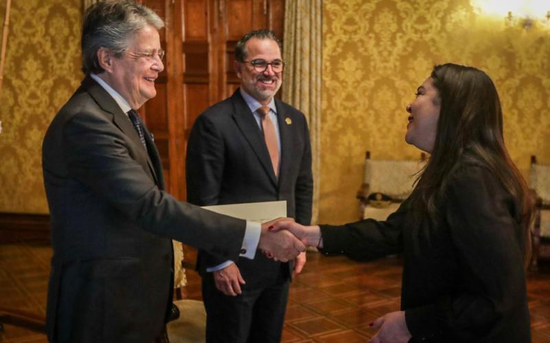 Embajadora de Guatemala presentó cartas credenciales al presidente de Ecuador 