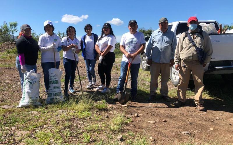 Jóvenes se suman a acciones para ampliar la cobertura forestal