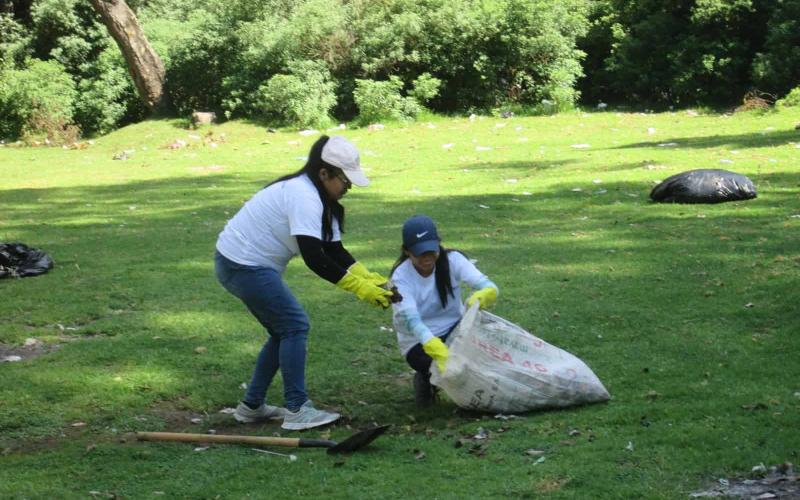 Jornada de limpieza en Tecpán promueve el saneamiento ambiental