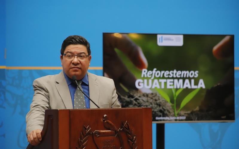 MARN impulsa concesiones forestales,  reforestación y la protección de las cuencas hídricas