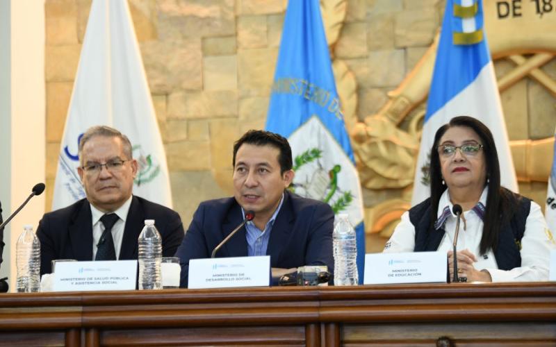 Conferencia de prensa semanal 