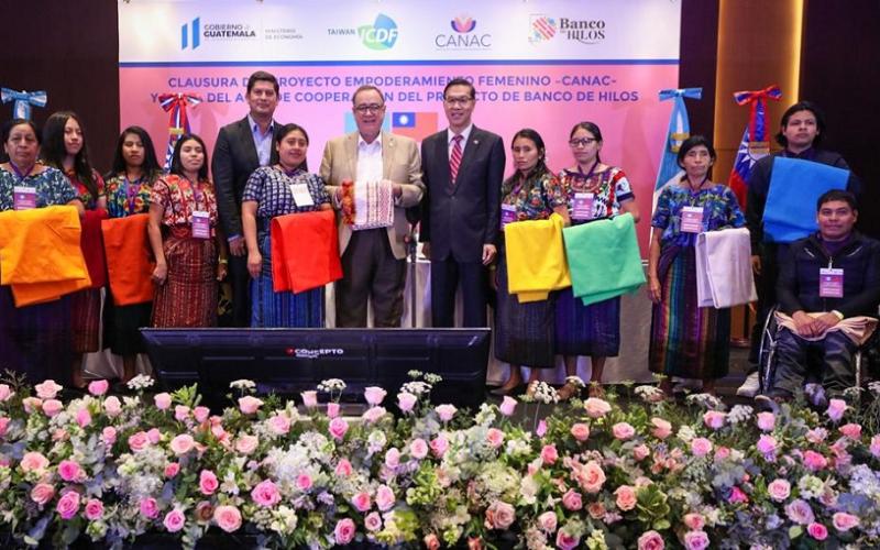 El presidente  Giammattei presidió el evento.