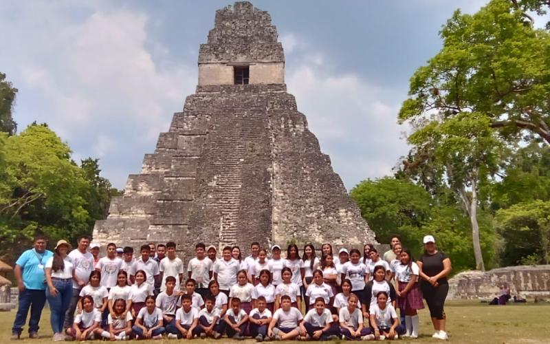 Niños de Petén celebran junto al MARN el Día Mundial del Medio Ambiente